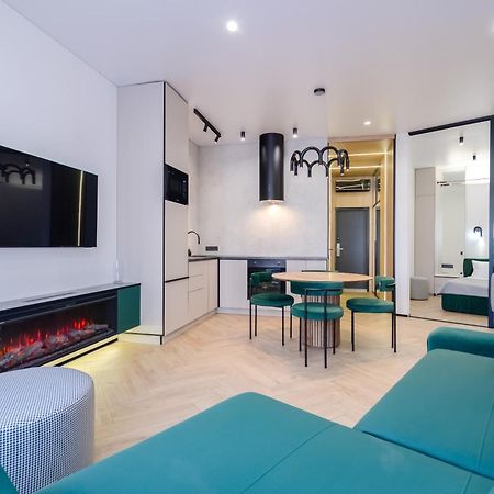 Petrovdom 2-76 Luxury Living In Rc Pechersk Plaza Kiev Esterno foto