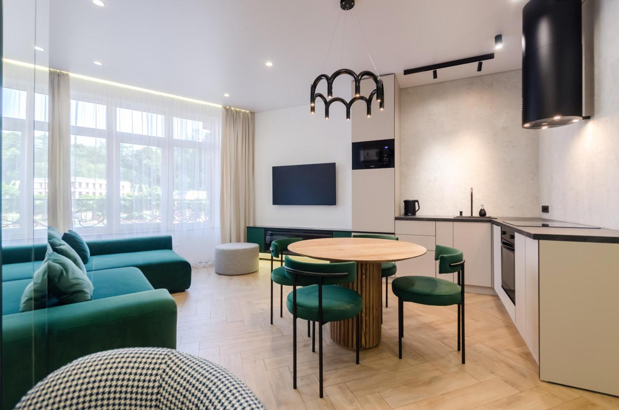 Petrovdom 2-76 Luxury Living In Rc Pechersk Plaza Kiev Esterno foto